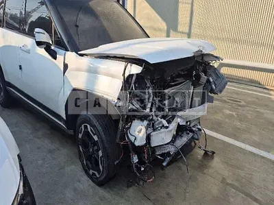 Photo 1 of 25: 2025 Hyundai Santa Fe — Korean insurance auction