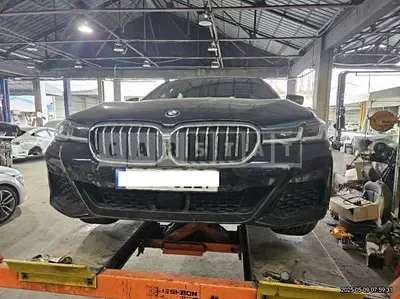 Photo 1 of 50: 2022 BMW 530e — Korean insurance auction