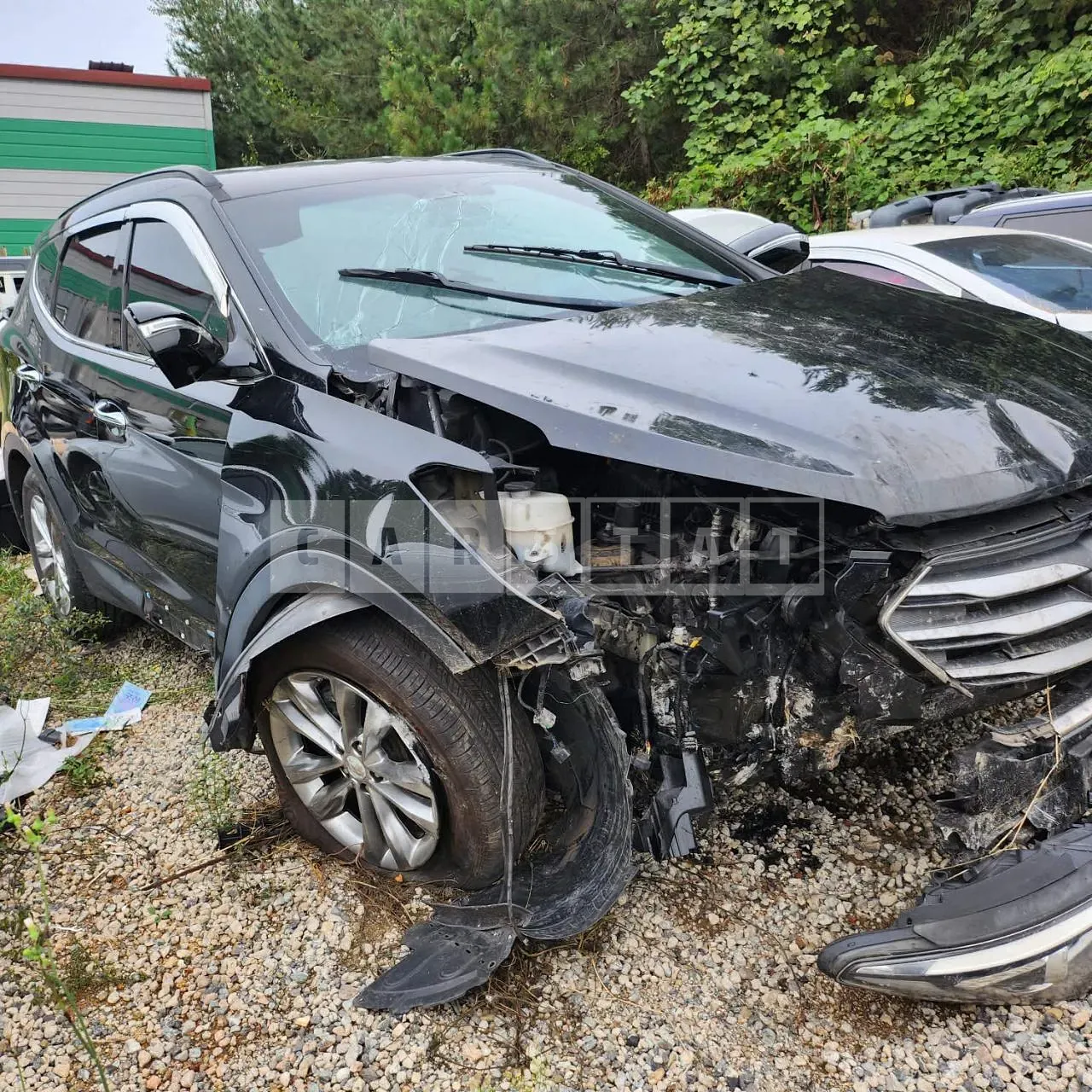 Photo 2 of 12: 2016 Hyundai Santa Fe, VIN KMHSW81UBHU736989 — Korean insurance auction