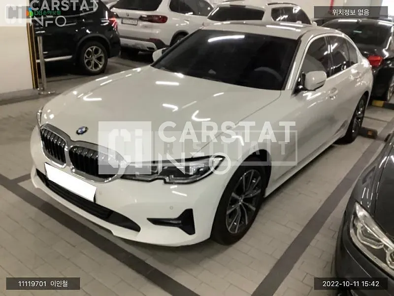 Photo 2 of 12: 2019 BMW 320d, VIN WBA5V5107KAJ52354 — Korean insurance auction