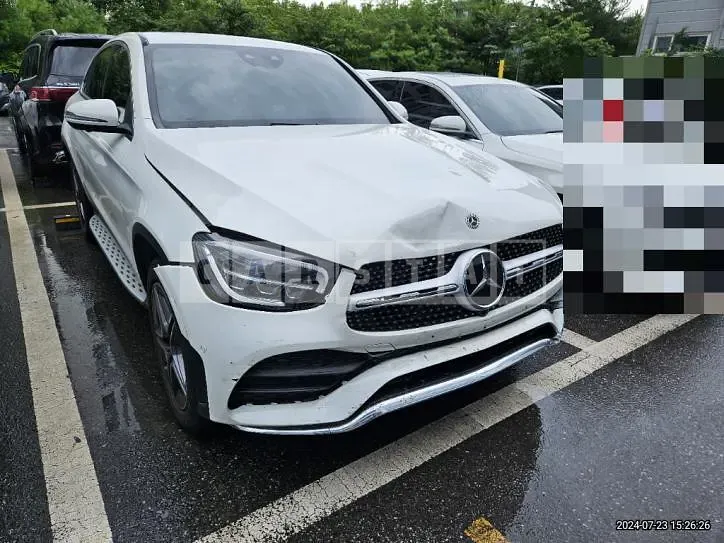 Photo 2 of 39: 2022 Mercedes-Benz GLC300 e 4Matic Coupe — Korean insurance auction