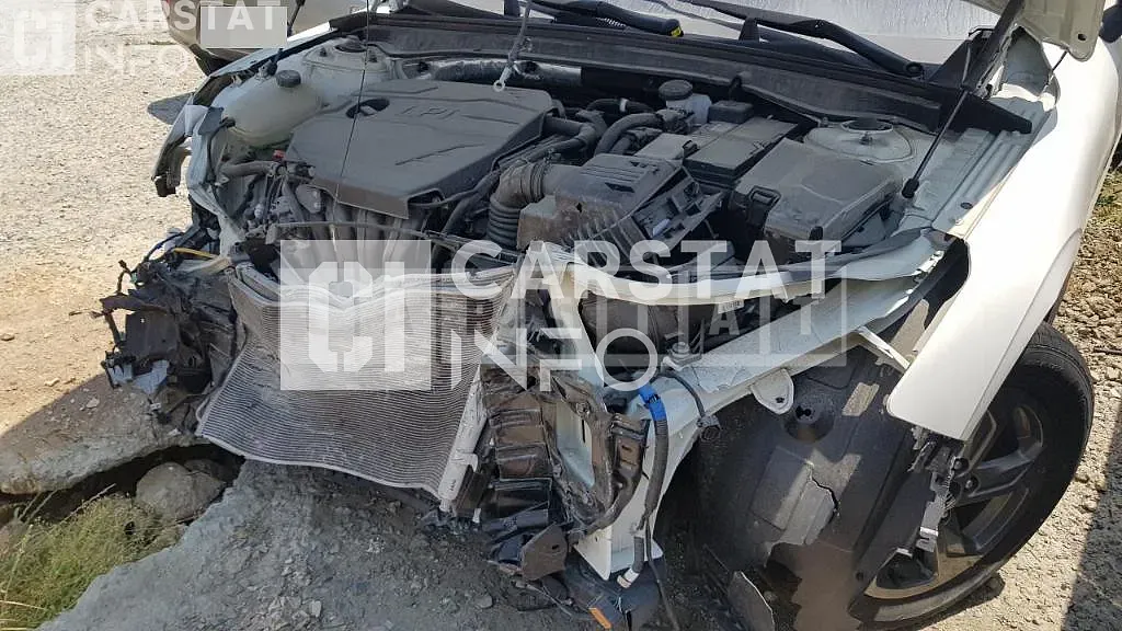 Photo 2 of 8: 2020 Kia K5 2.0(LPI), VIN KNAG541BBLA008717 — Korean insurance auction