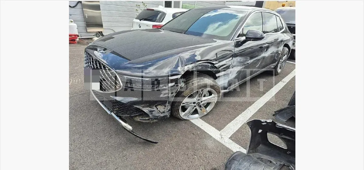 Photo 2 of 16: 2022 Genesis G90 — Korean insurance auction
