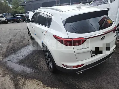 Photo 1 of 11: 2018 Kia Sportage — Korean insurance auction
