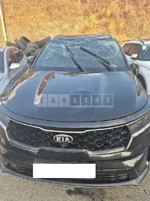 Photo 2 of 18: 2021 Kia Sorento — Korean insurance auction
