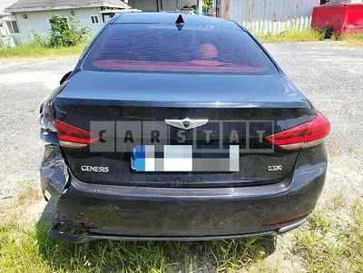 Photo 1 of 60: 2015 Genesis Dh — Korean insurance auction