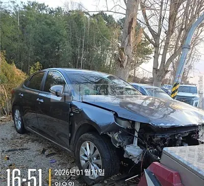 Photo 1 of 4: 2015 Kia K5 LPI — Korean insurance auction