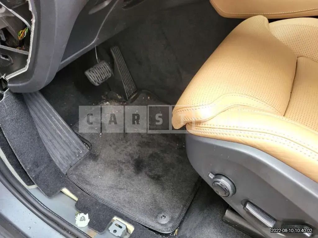 Photo 2 of 13: 2019 Volvo XC90 T8 AWD, VIN YV1LFBR0DK1450810 — Korean insurance auction