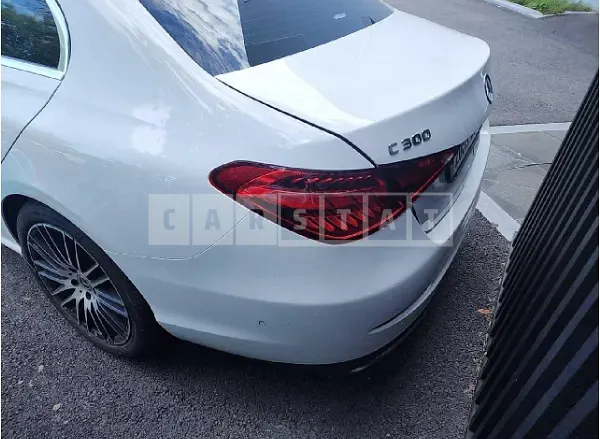 Photo 2 of 19: 2024 Mercedes-Benz C300 4Matic — Korean insurance auction