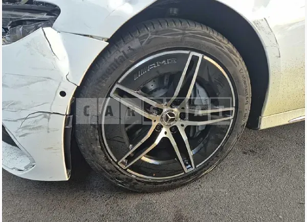 Photo 2 of 21: 2024 Mercedes-Benz E300 4Matic — Korean insurance auction