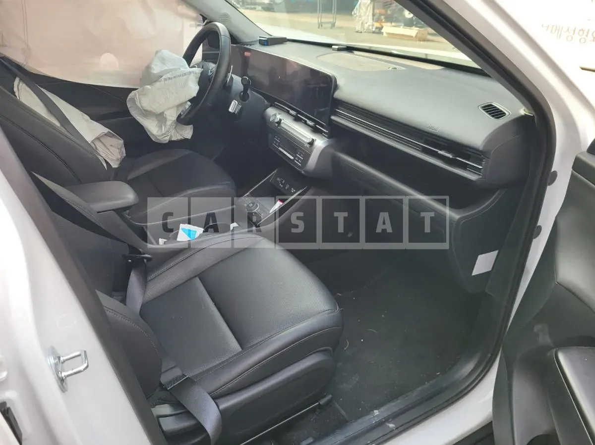 Photo 2 of 13: 2023 Hyundai Kona Gasoline — Korean insurance auction