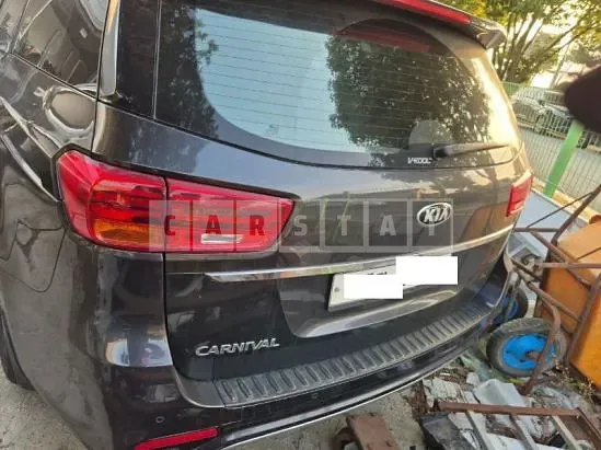 Photo 2 of 10: 2019 Kia Carnival, VIN KNAME811BKS603442 — Korean insurance auction