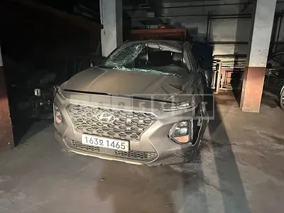 Photo 1 of 50: 2020 Hyundai Santa Fe, VIN KMHS381ABLU247383 — Korean insurance auction