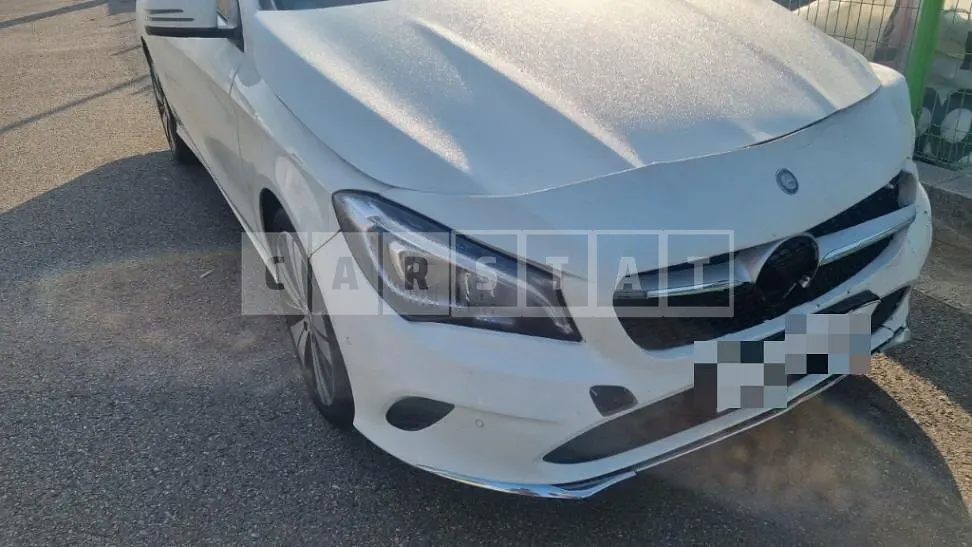 Photo 2 of 8: 2017 Mercedes-Benz CLA250 4Matic — Korean insurance auction