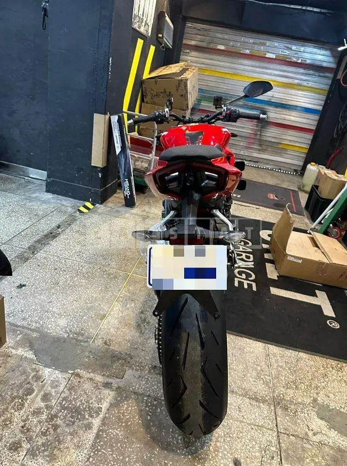 Photo 2 of 27: 2021 Honda Ducati Street Fighter — Korean insurance auction