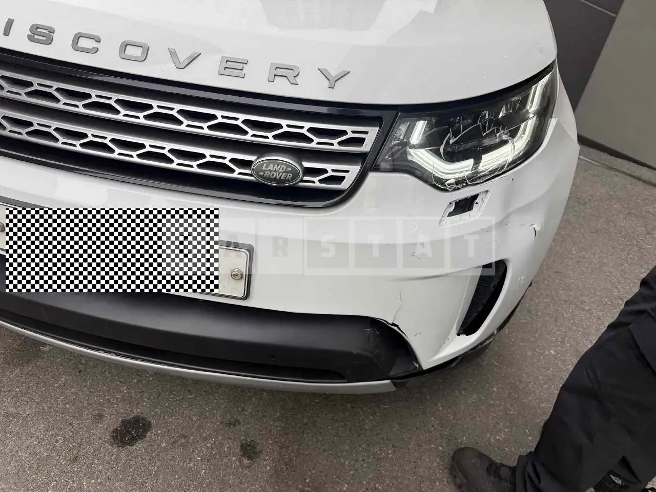 Photo 2 of 14: 2019 Land Rover Discovery TD6, VIN SALRA2BKXKA089094 — Korean insurance auction