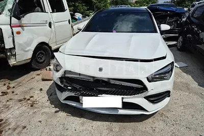 Photo 1 of 17: 2021 Mercedes-Benz CLA250 4Matic — Korean insurance auction