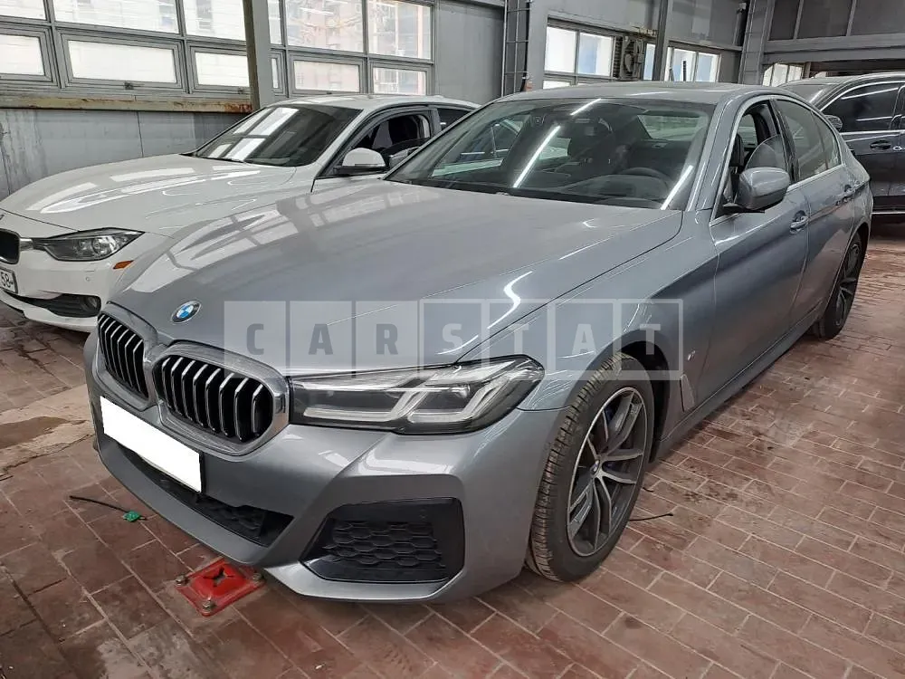 Photo 2 of 11: 2022 BMW 523d, VIN WBA11ES07PWX88565 — Korean insurance auction