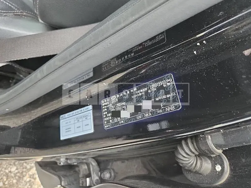 Photo 2 of 28: 2018 Hyundai Santa Fe TM 4WD — Korean insurance auction