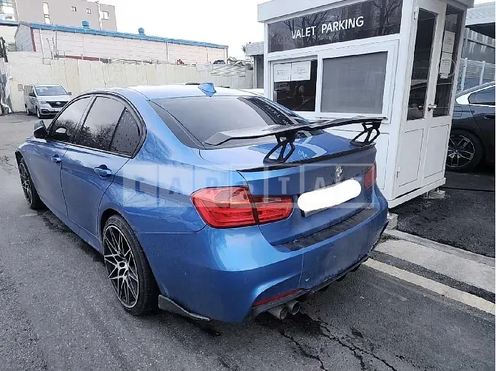 Photo 2 of 12: 2015 BMW 320d, VIN WBA3D3106FK585341 — Korean insurance auction