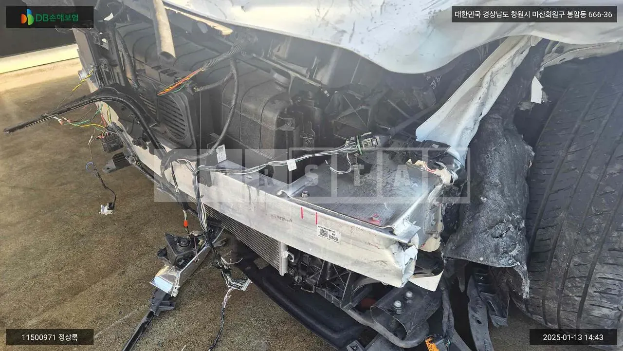 Photo 2 of 12: 2023 Hyundai IONIQ 5, VIN KMHKL81BFRU240055 — Korean insurance auction
