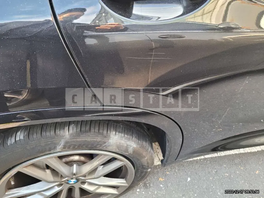 Photo 2 of 46: 2020 BMW X4 xDrive20d M Sport Package, VIN WBAVJ9103L9C81104 — Korean insurance auction