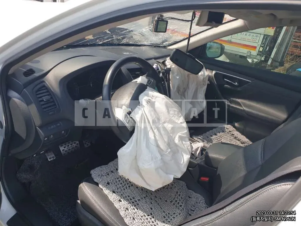 Photo 2 of 5: 2018 Nissan Altima 2.5, VIN 1N4AL3AP8JC273220 — Korean insurance auction