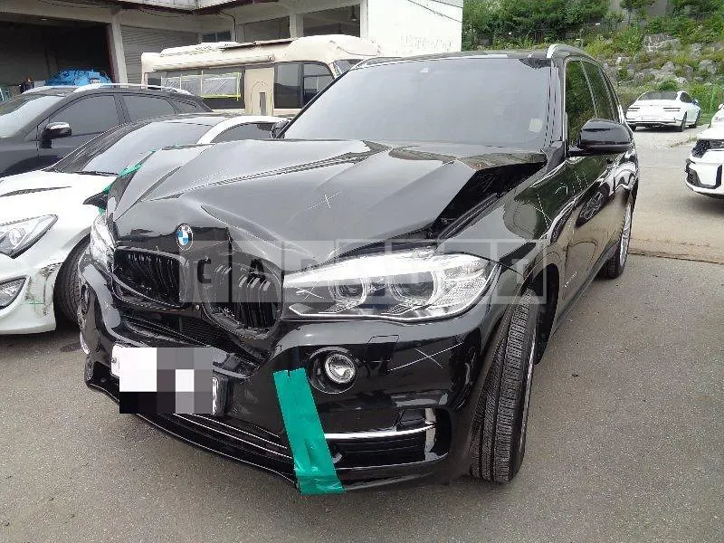 Photo 2 of 19: 2016 BMW X5 xDrive30d — Korean insurance auction