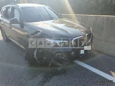 Photo 1 of 13: 2021 BMW X3 xDrive20i — Korean insurance auction