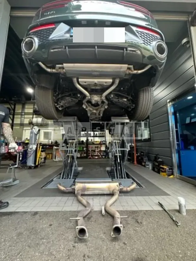 Photo 2 of 3: 2022 Genesis (parts) GV70 Preparation L Variable Exhaust — Korean insurance auction