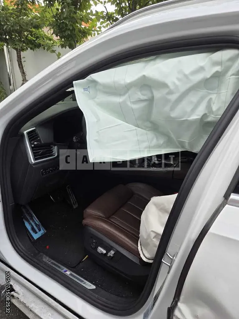 Photo 2 of 19: 2020 BMW X6 xDrive40i M Sport Packa — Korean insurance auction