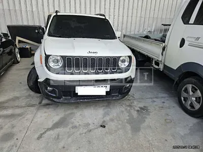 Photo 1 of 28: 2017 Jeep Zip Renegade 2.4 — Korean insurance auction