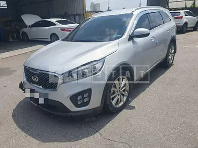 Photo 1 of 7: 2016 Kia Sorento — Korean insurance auction