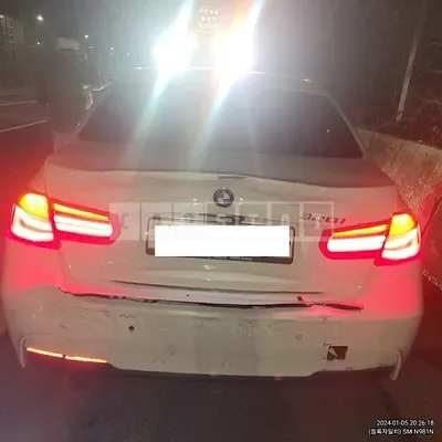 Photo 1 of 5: 2018 BMW 320i, VIN WBA8A9100JAH11521 — Korean insurance auction