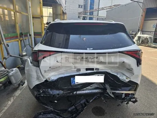 Photo 2 of 19: 2024 Kia Sportage — Korean insurance auction