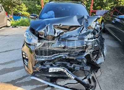 Photo 1 of 20: 2018 Kia Sportage, VIN KNAP6815GJK456695 — Korean insurance auction