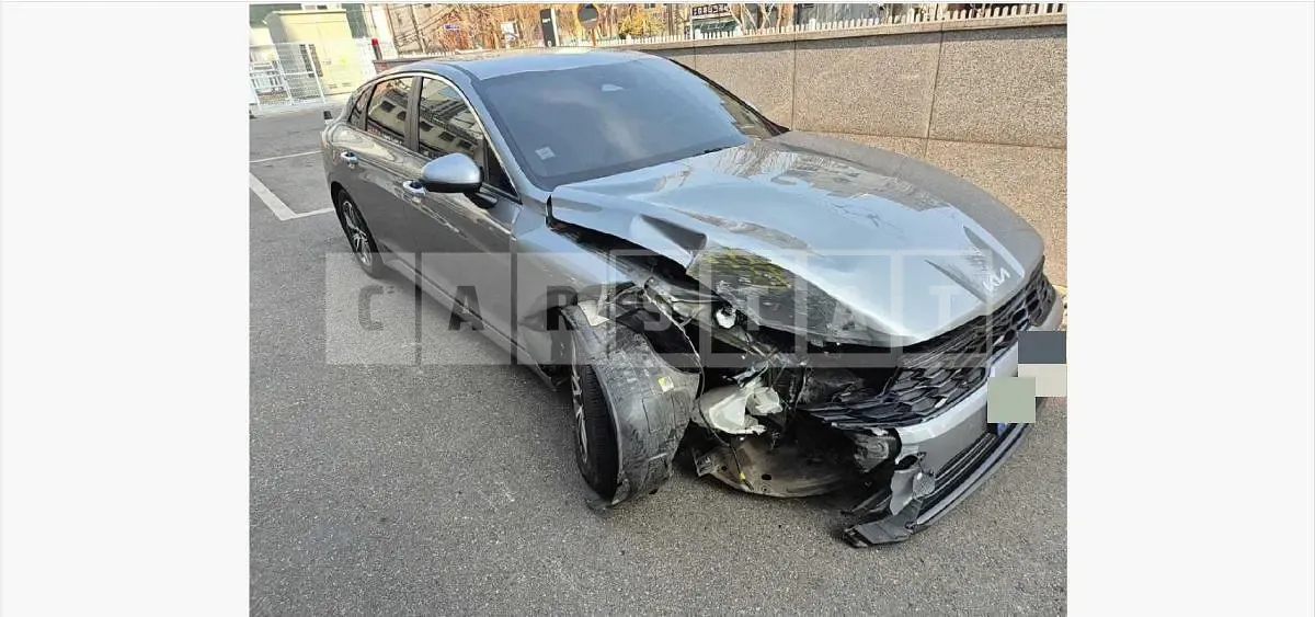 Photo 2 of 14: 2021 Kia K5 Hybrid — Korean insurance auction