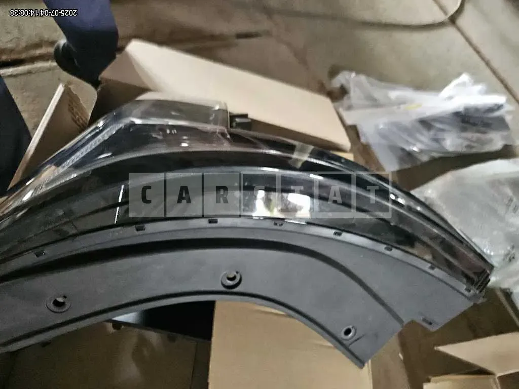 Photo 2 of 7: 2024 Kia (parts) Carnival Light — Korean insurance auction