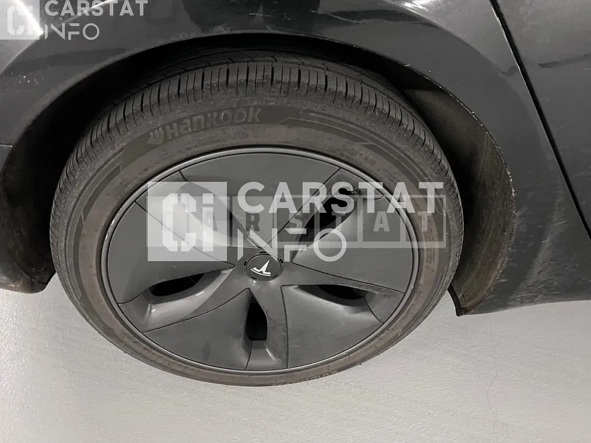 Photo 2 of 9: 2019 Tesla Model 3 Long Range — Korean insurance auction