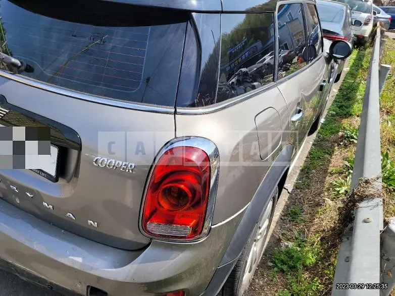 Photo 2 of 12: 2019 MINI Cooper Countryman, VIN WMWYU910XK3H02046 — Korean insurance auction