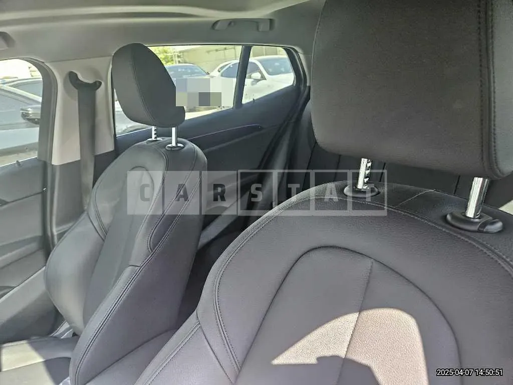 Photo 2 of 10: 2021 BMW X2 xDrive20i — Korean insurance auction