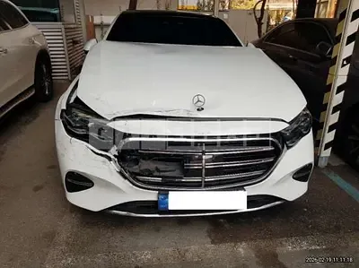 Photo 1 of 42: 2024 Mercedes-Benz E450 4Matic — Korean insurance auction