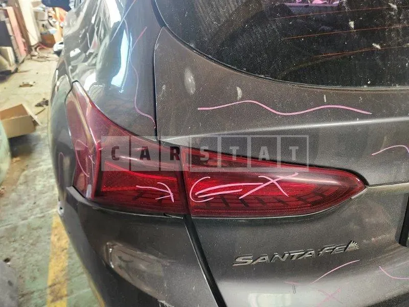 Photo 2 of 34: 2019 Hyundai Santa Fe TM, VIN KMHS381BBKU155508 — Korean insurance auction