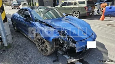 Photo 1 of 50: 2023 Porsche Taycan — Korean insurance auction