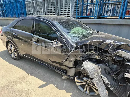 Photo 2 of 14: 2016 Mercedes-Benz E 300 4Matic — Korean insurance auction