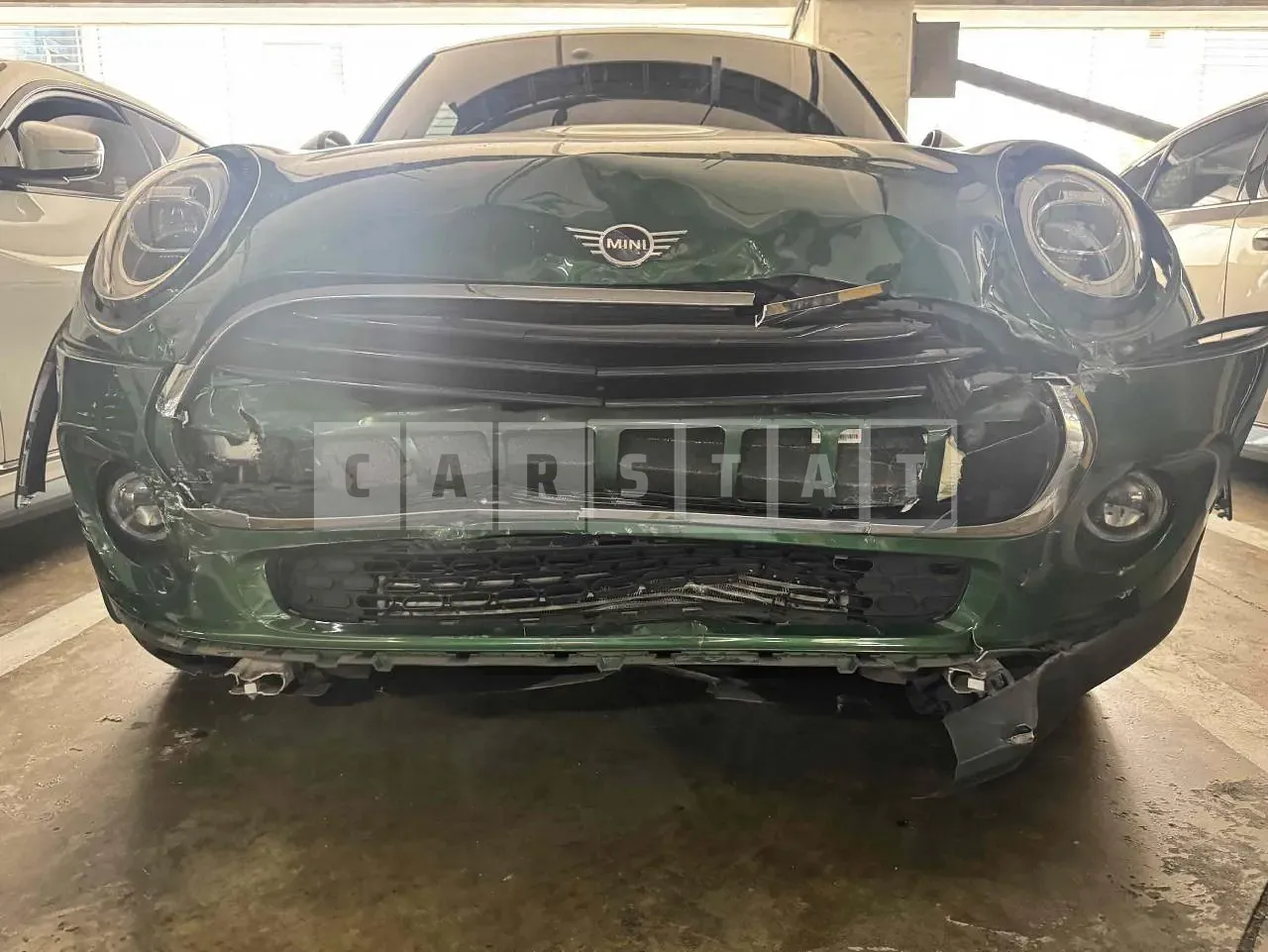 Photo 2 of 20: 2020 MINI 미니쿠퍼 Five-Door, VIN WMWXV7102L2M18279 — Korean insurance auction