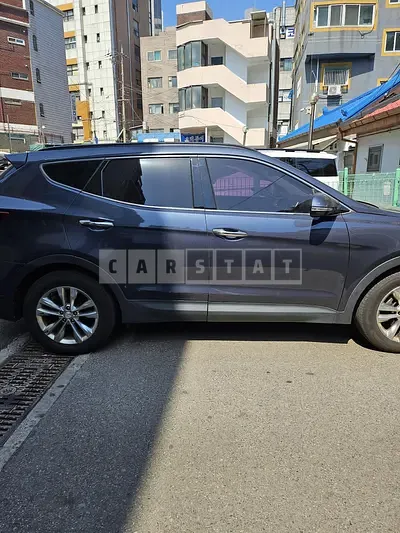 Photo 1 of 11: 2016 Hyundai Santa Fe The Prime Diesel R2.0 4WD Premium, VIN KMHSW81UDGU663009 — Korean insurance auction