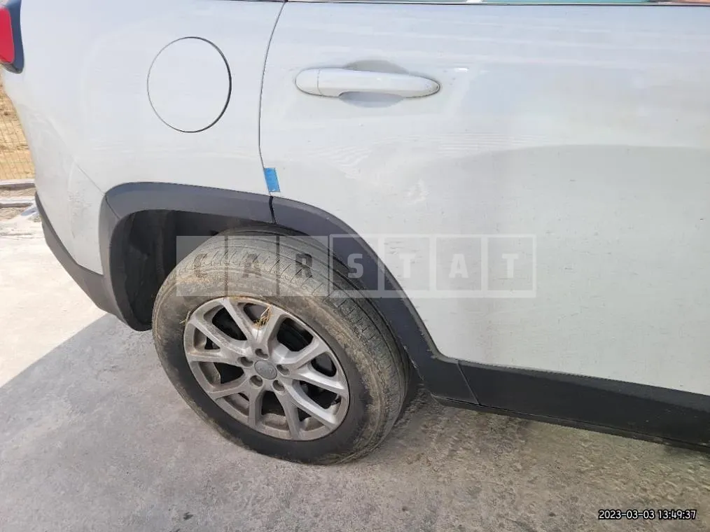 Photo 2 of 31: 2015 Jeep Straw Cherokee, VIN 1C4PJMCY6FW514770 — Korean insurance auction