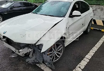 Photo 2 of 13: 2016 BMW X4 xDrive30d, VIN WBAXX3105G0P92776 — Korean insurance auction