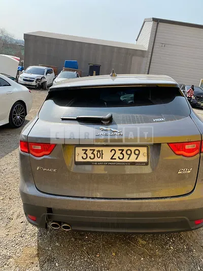 Photo 1 of 27: 2018 Jaguar F-Pace 20d, VIN SADCA2BN5JA326553 — Korean insurance auction